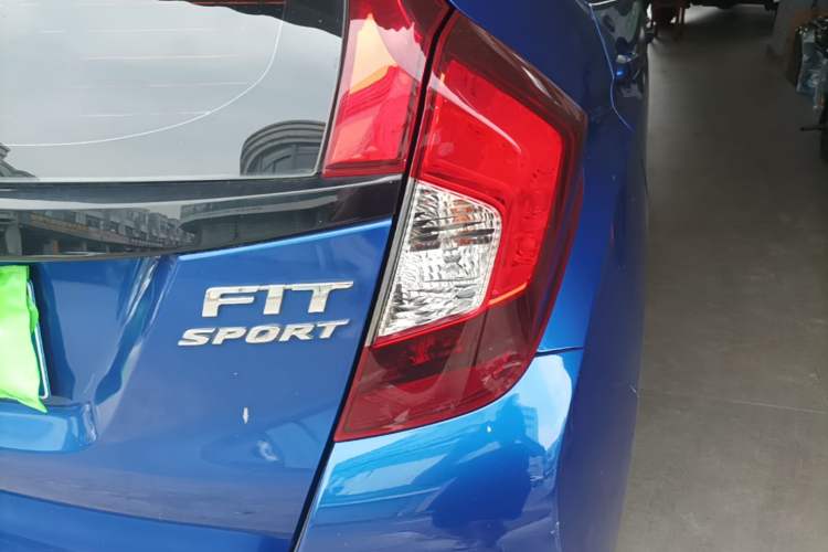 Used Honda Fit 2018 1.5L CVT Trendy Sports Edition Right Rear Taillight
