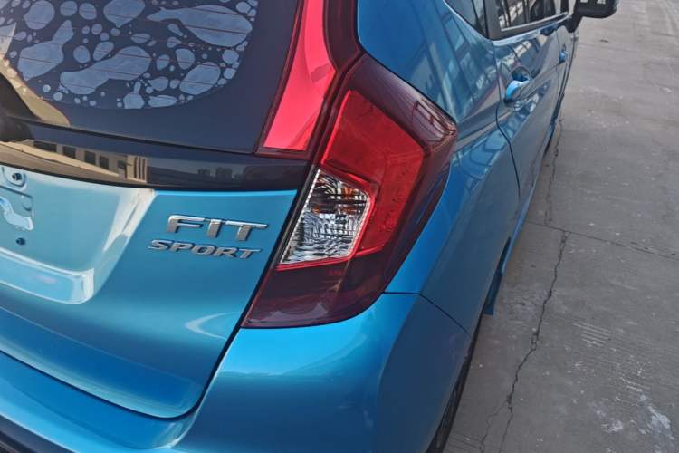 Used Honda Fit 2018 1.5L CVT Trendy Sports Edition Right Rear Taillight