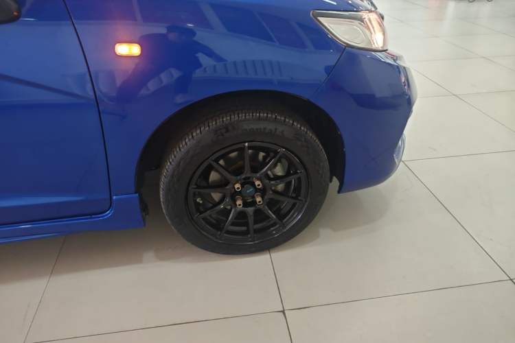 Used Honda Fit 2018 1.5L CVT Comfort Version Right Rear Wheel Hub