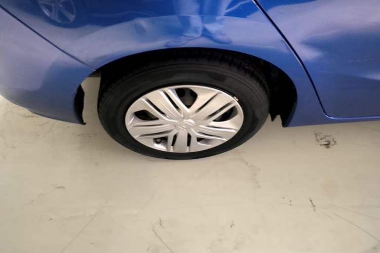 Used Honda Fit 2018 1.5L CVT Comfort Version Right Rear Wheel Hub