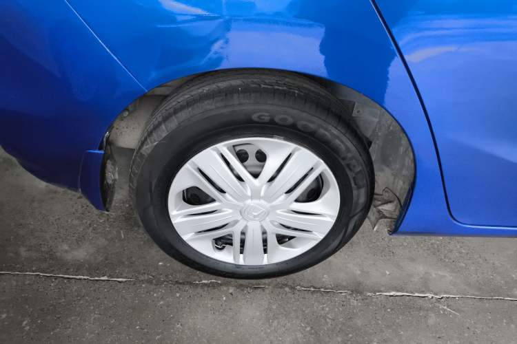 Used Honda Fit 2018 1.5L CVT Comfort Version Right Rear Wheel Hub