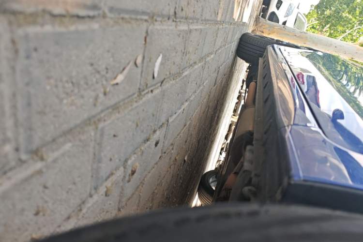 Used Honda Fit 2018 1.5L CVT Comfort Sunroof Version Right Side Sill