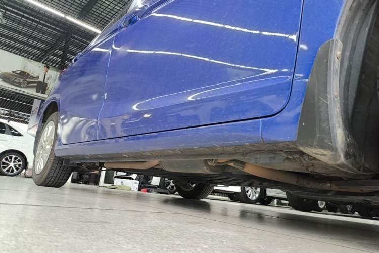 Used Honda Fit 2018 1.5L CVT Comfort Sunroof Version Right Side Sill