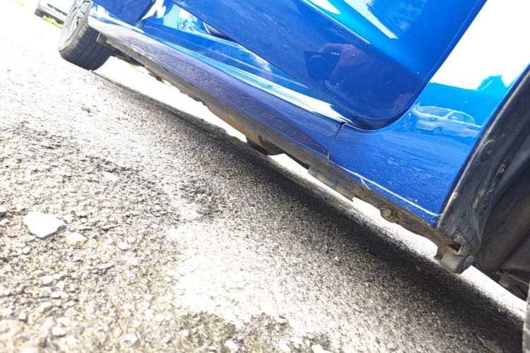 Used Honda Fit 2018 1.5L CVT Comfort Version Right Side Sill