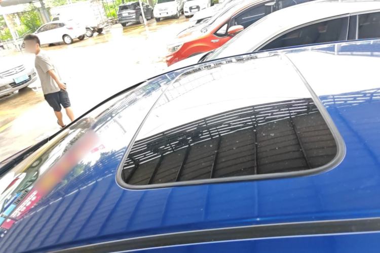Used Honda Fit 2018 1.5L CVT Comfort Sunroof Version Roof