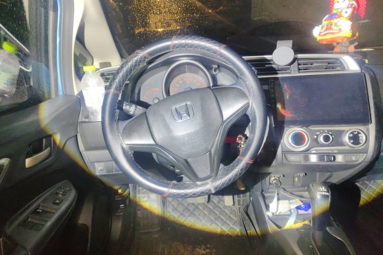 Used Honda Fit 2018 1.5L CVT Trendy Sports Edition Steering Wheel
