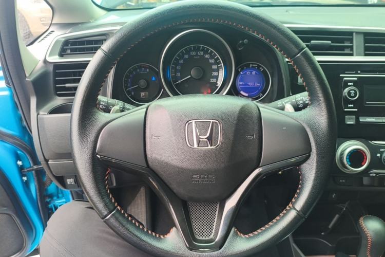 Used Honda Fit 2018 1.5L CVT Trendy Run+ Edition Steering Wheel