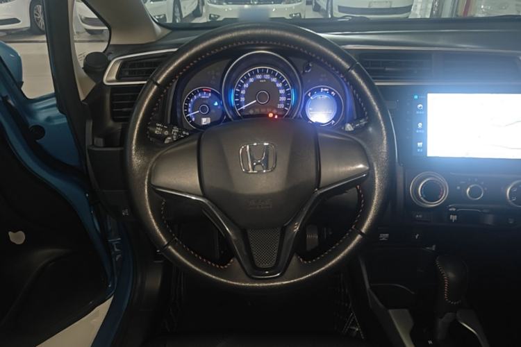 Used Honda Fit 2018 1.5L CVT Trendy Run+ Edition Steering Wheel