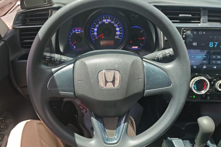 Used Honda Fit 2018 1.5L CVT Comfort Sunroof Version Steering Wheel