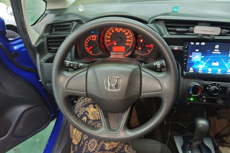 Used Honda Fit 2018 1.5L CVT Comfort Sunroof Version Steering Wheel