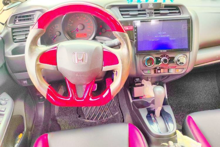 Used Honda Fit 2018 1.5L CVT Comfort Sunroof Version Steering Wheel