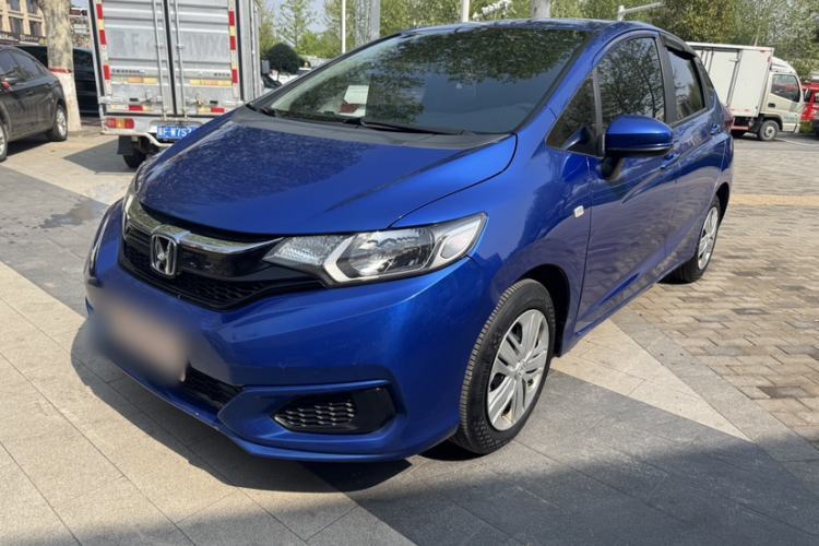 Honda Fit 2018 1.5L CVT Comfort Version с пробегом Guazi used car, China used car export, Used car for sale, Used cars, Cheapest cars for sale