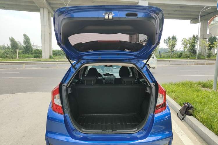 Used Honda Fit 2018 1.5L CVT Comfort Sunroof Version Trunk