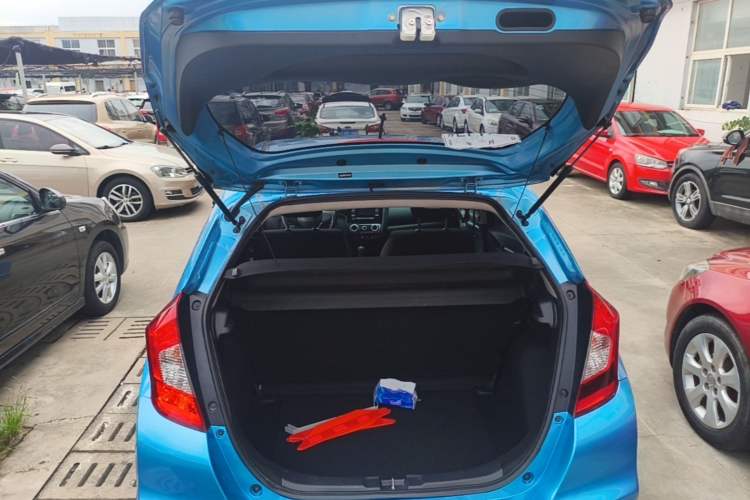 Used Honda Fit 2018 1.5L CVT Trendy Run+ Edition Trunk