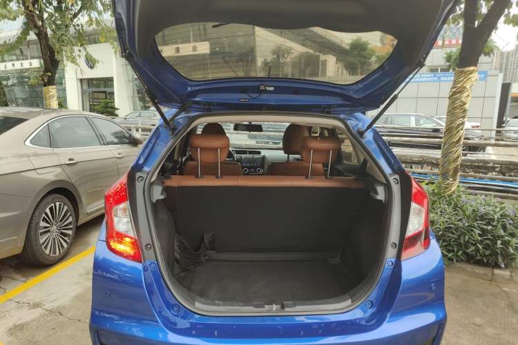 Used Honda Fit 2018 1.5L CVT Trendy Sports Edition Trunk