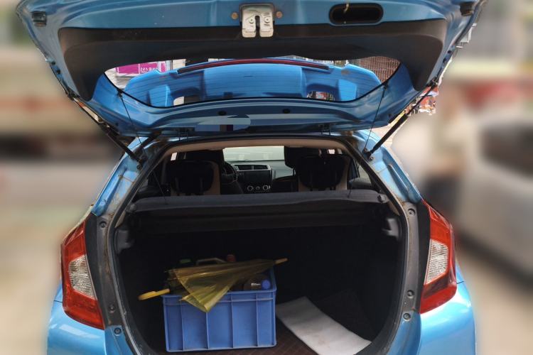 Used Honda Fit 2018 1.5L CVT Trendy Run+ Edition Trunk