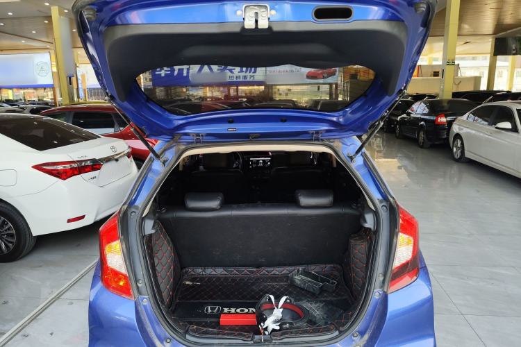 Used Honda Fit 2018 1.5L Manual Comfort Version Trunk