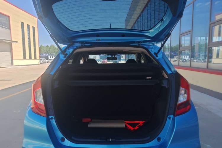 Used Honda Fit 2018 1.5L CVT Trendy Sports Edition Trunk