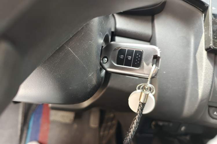 Used Honda Fit 2018 1.5L CVT Comfort Sunroof Version Vehicle Key