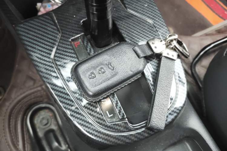 Used Honda Fit 2018 1.5L CVT Comfort Sunroof Version Vehicle Key