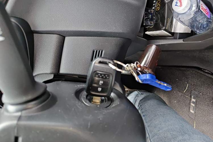 Used Honda Fit 2018 1.5L CVT Comfort Sunroof Version Vehicle Key