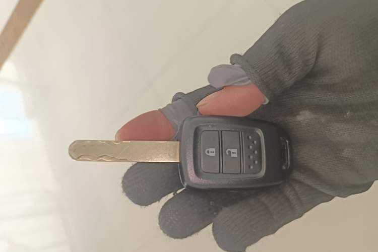 Used Honda Fit 2018 1.5L CVT Comfort Version Vehicle Key
