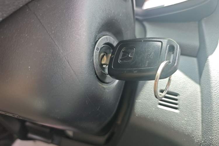 Used Honda Fit 2018 1.5L CVT Comfort Sunroof Version Vehicle Key