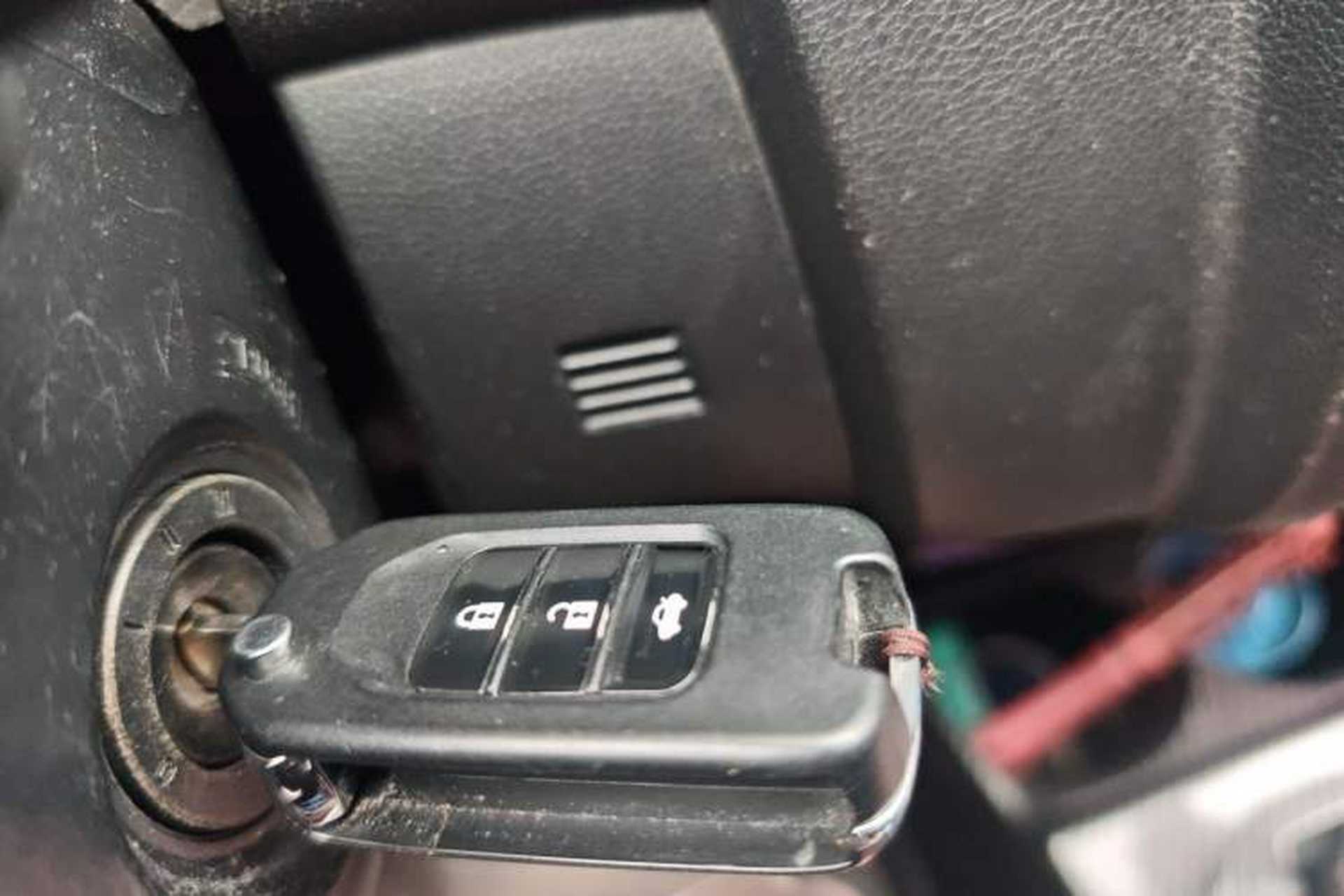Used Honda Fit 2018 1.5L CVT Comfort Sunroof Version Vehicle Key
