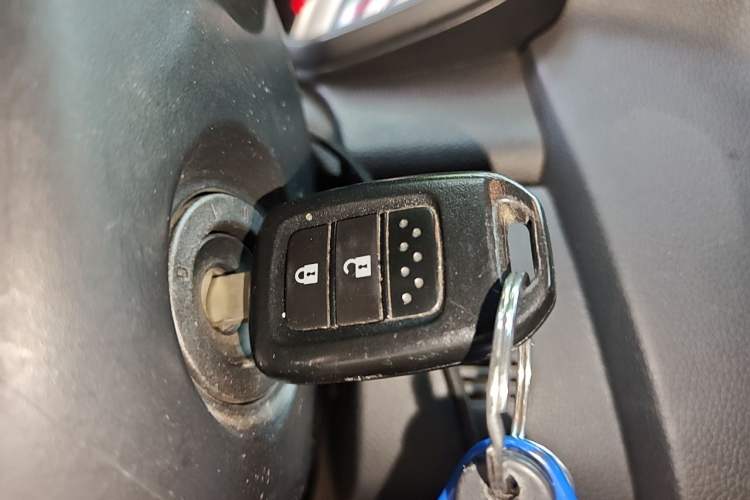 Used Honda Fit 2018 1.5L CVT Comfort Sunroof Version Vehicle Key
