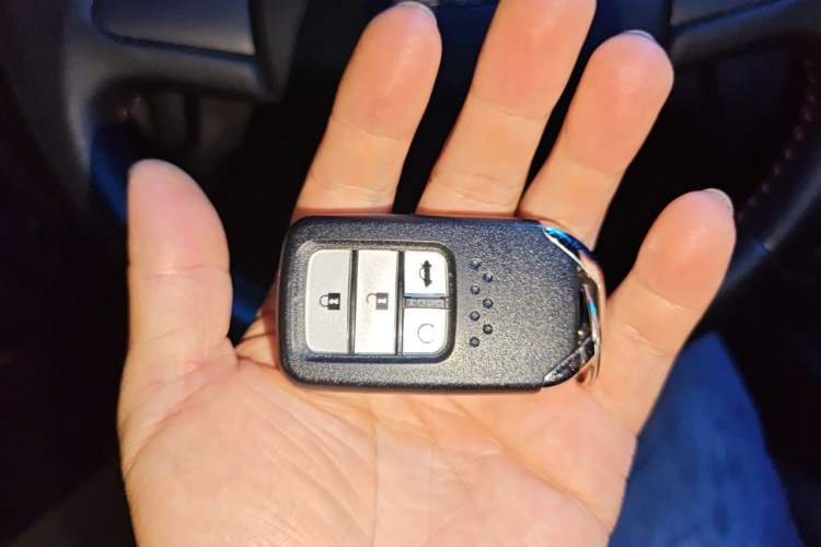 Used Honda Fit 2018 1.5L CVT Comfort Sunroof Version Vehicle Key