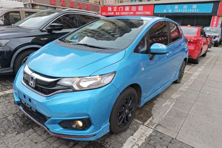 Used Honda Fit 2018 1.5L CVT Trendy Sports Edition Guazi used car, China used car export, Used car for sale, Used  cars, Cheapest cars for sale