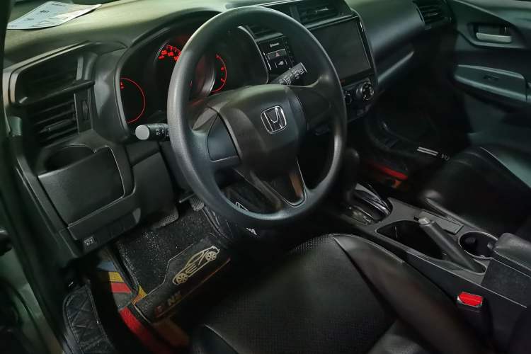 Used Honda Fit 2018 1.5L CVT Comfort Sunroof Version Interior 1