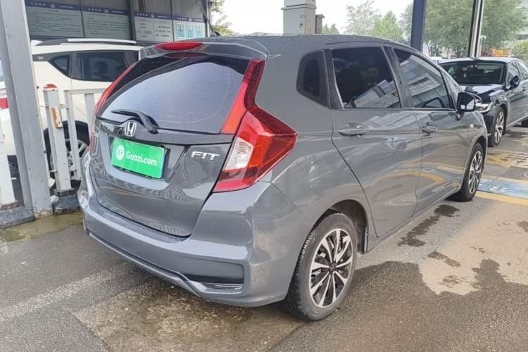 Used Honda Fit 2018 1.5L CVT Comfort Version Rear Right 45 Deg