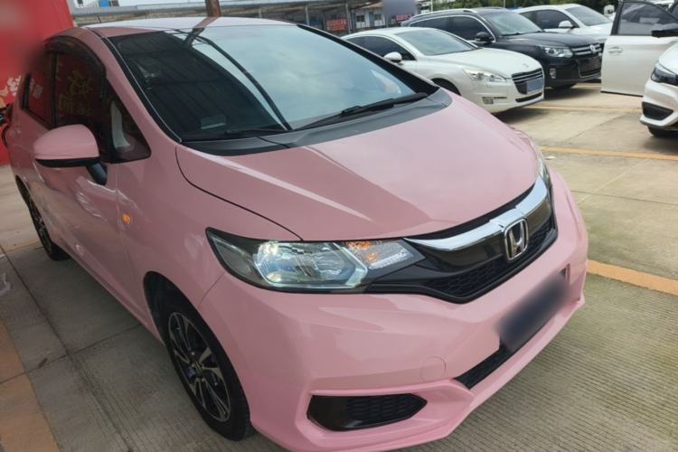 Used Honda Fit 2018 1.5L CVT Comfort Version Front Right 45 Deg