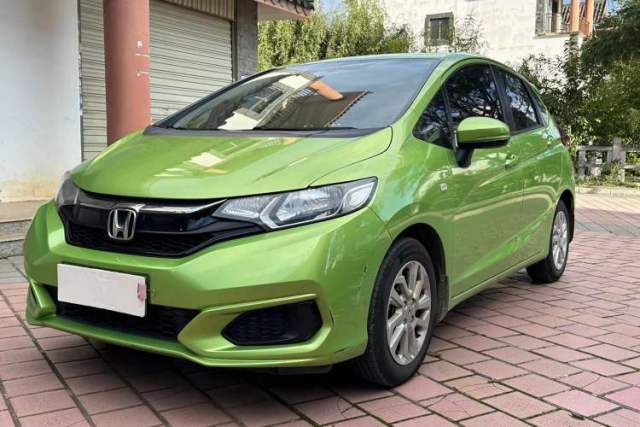 Used Honda Fit 2018 1.5L CVT Comfort Sunroof Version