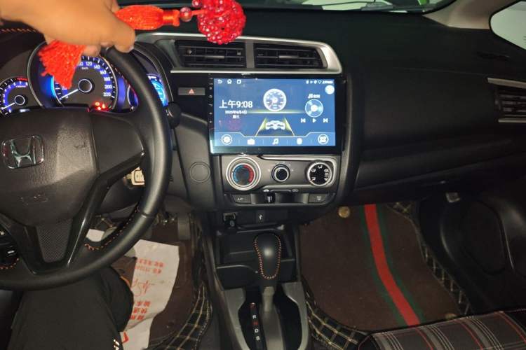 Used Honda Fit 2018 1.5L CVT Trendy Run+ Edition Audio And AC Panel