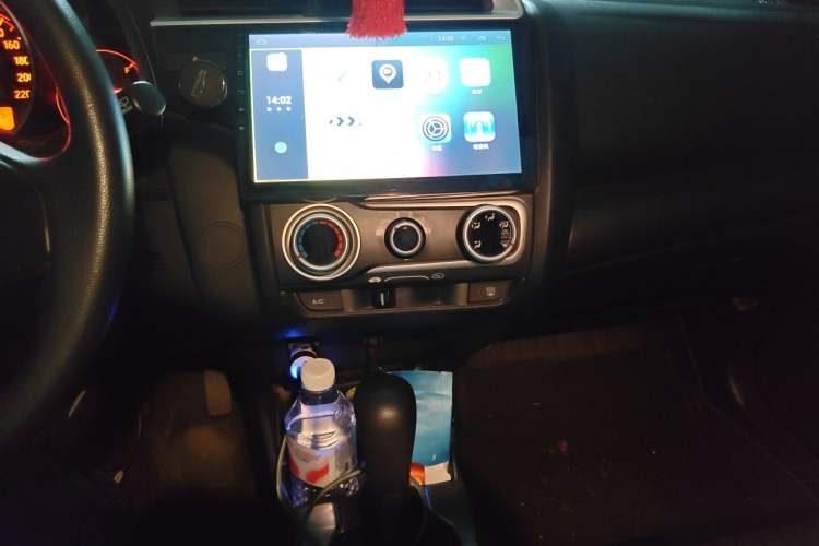 Used Honda Fit 2018 1.5L CVT Trendy Sports Edition Audio And AC Panel
