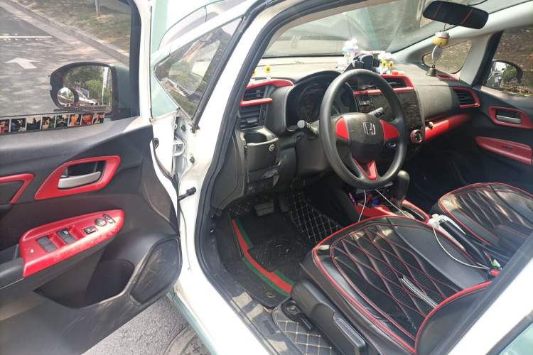 Used Honda Fit 2018 1.5L CVT Comfort Version Driver Seat