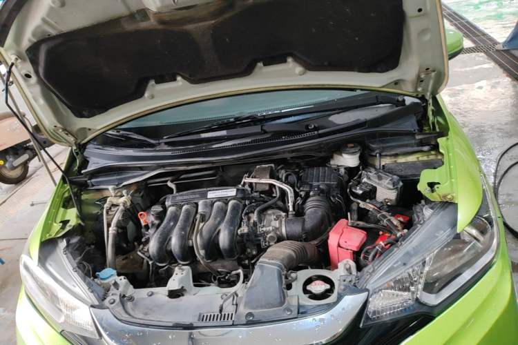 Used Honda Fit 2018 1.5L CVT Comfort Sunroof Version Engine Bay