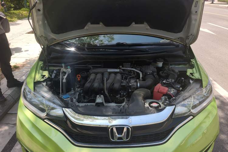 Used Honda Fit 2018 1.5L CVT Trendy Sports Edition Engine Bay