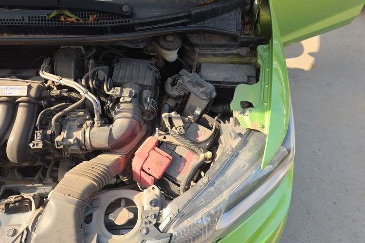 Used Honda Fit 2018 1.5L CVT Trendy Run+ Edition Engine Bay Left