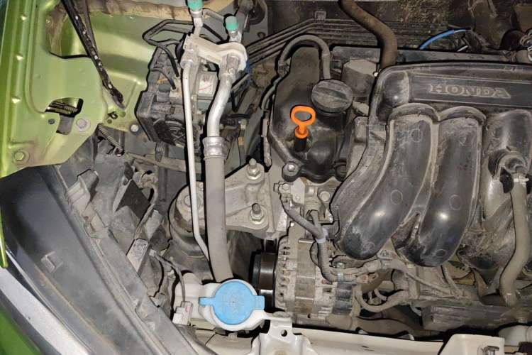 Used Honda Fit 2018 1.5L CVT Comfort Sunroof Version Engine Bay Right
