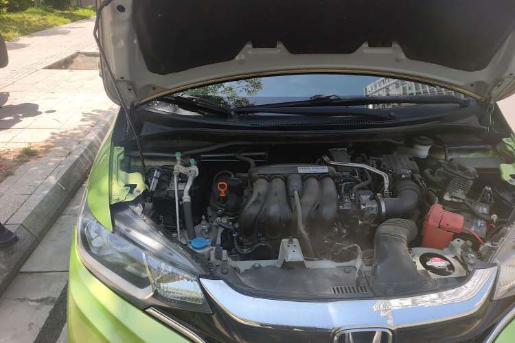 Used Honda Fit 2018 1.5L CVT Trendy Sports Edition Engine Bay Right