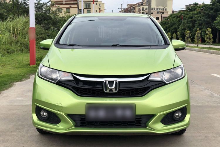 Used Honda Fit 2018 1.5L CVT Comfort Sunroof Version Exterior 1