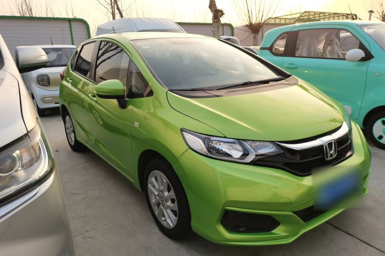 Used Honda Fit 2018 1.5L CVT Comfort Sunroof Version Exterior 2