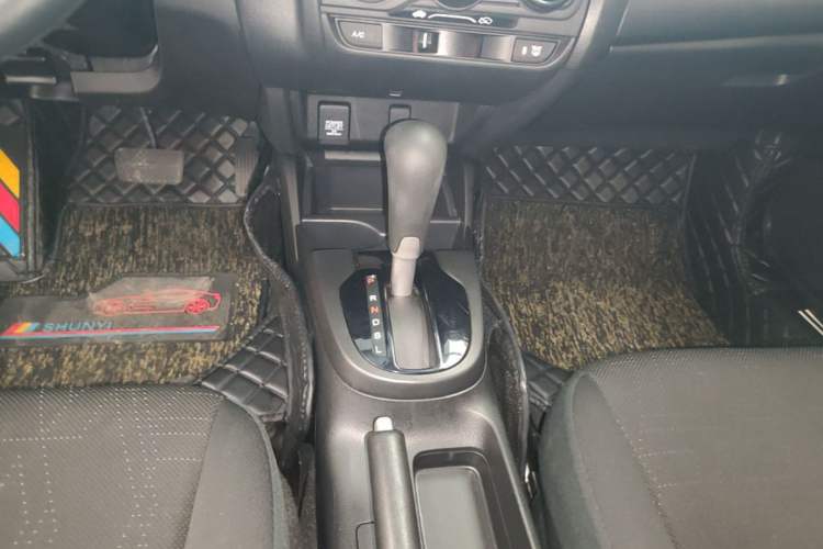 Used Honda Fit 2018 1.5L CVT Comfort Version Gear Lever