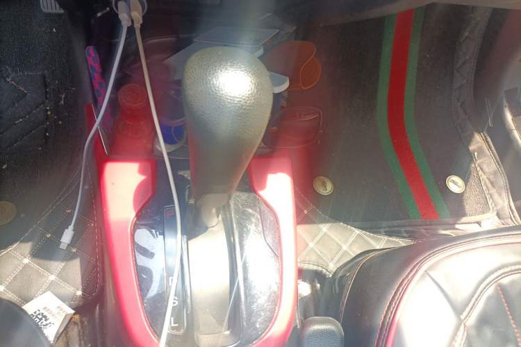 Used Honda Fit 2018 1.5L CVT Comfort Version Gear Lever