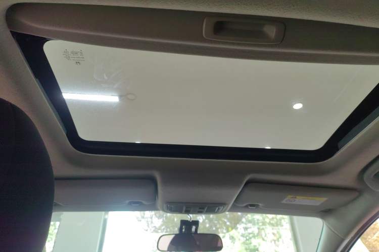 Used Honda Fit 2018 1.5L CVT Trendy Run+ Edition Headliner