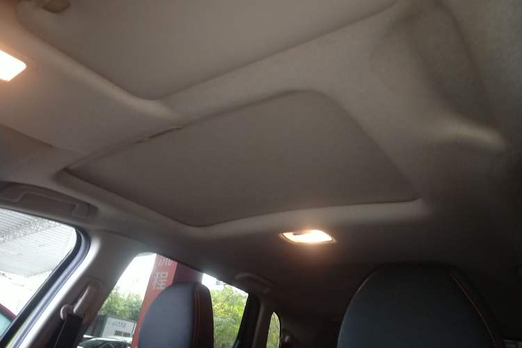 Used Honda Fit 2018 1.5L CVT Trendy Run+ Edition Headliner
