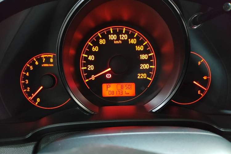 Used Honda Fit 2018 1.5L CVT Comfort Sunroof Version Instrument Cluster
